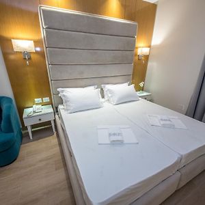 Deluxe Dreibettzimmer